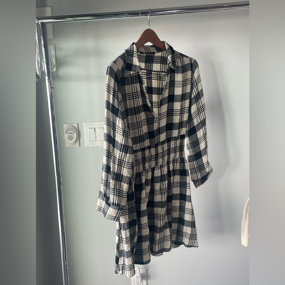 Zara dress size m